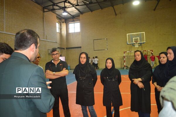 مسابقات هفت سنگ استان بوشهر