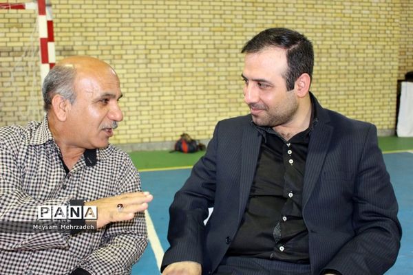 مسابقات هفت سنگ استان بوشهر