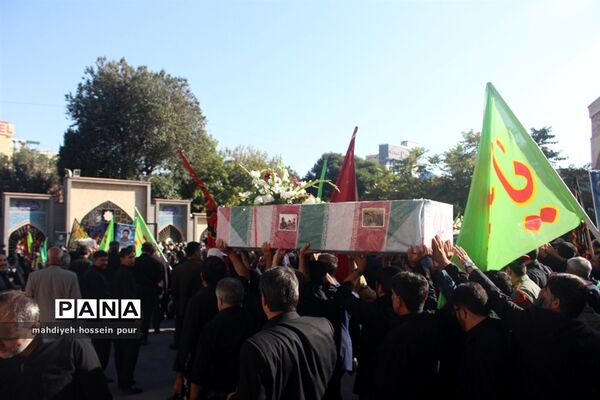 تشییع پیکر مطهر  ۹ شهید گمنام دفاع مقدس در تبریز