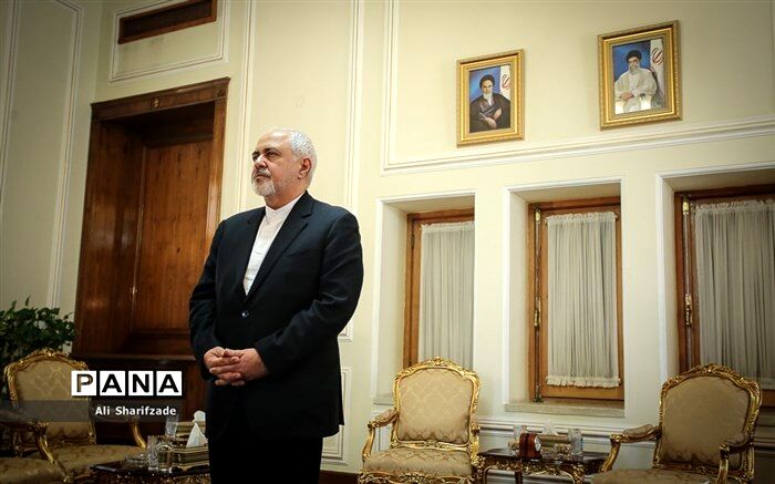 استقبال ظریف از توافق سوچی: دیپلماسی فعال به جلوگیری از جنگ در ادلب منتهی می‌شود