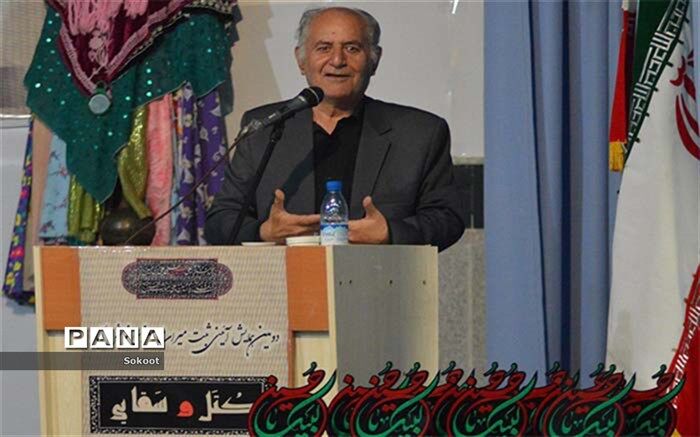 تعزیه میرعزای کاشانی و گروه روح الامین در نوش آباد رونق گرفت
