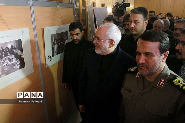 افتتاح نمایشگاه اسناد نقش وزارت امور خارجه در دفاع مقدس