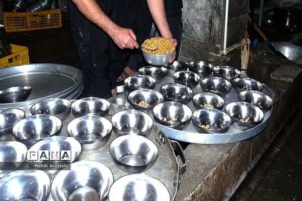 پخت بزباش غذای نذری شهرستان خوسف خراسان جنوبی