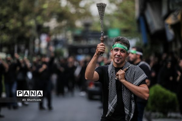 سوگواری تاسوعای حسینی در خیابان گرگان تهران