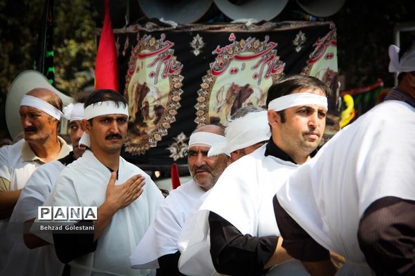 نماز ظهر عاشورا در ارومیه