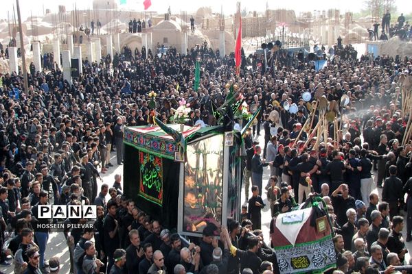 مراسم نخل گردانی در شهرستان خوسف