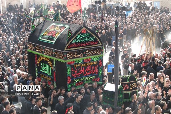 مراسم نخل گردانی در شهرستان خوسف