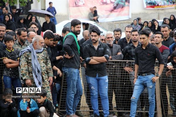 مراسم خیمه‌سوزان در روستای لیمون