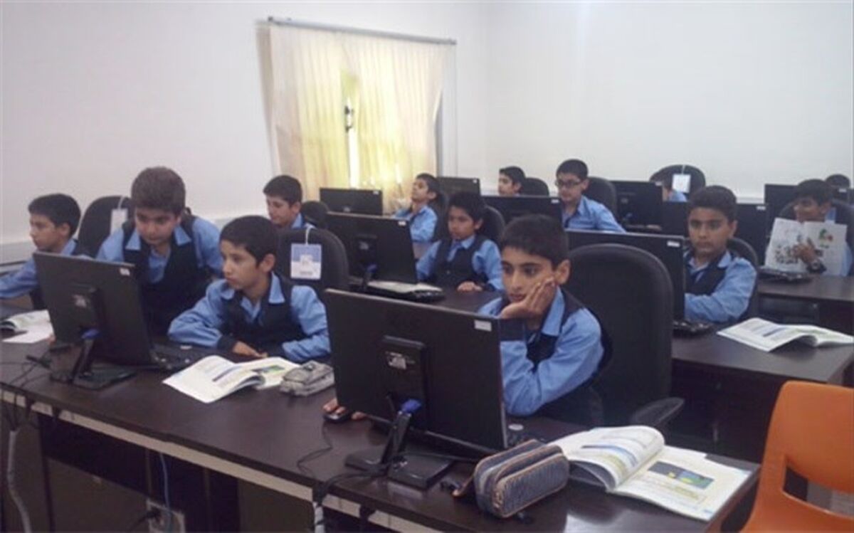 برای تربیت مناسب باید خانه، مسجد و مدرسه هماهنگ باشند