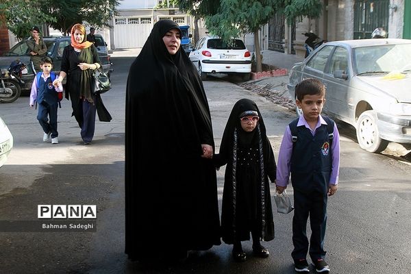 مراسم آغاز سال تحصیلی غنچه ها و شکوفه های امید