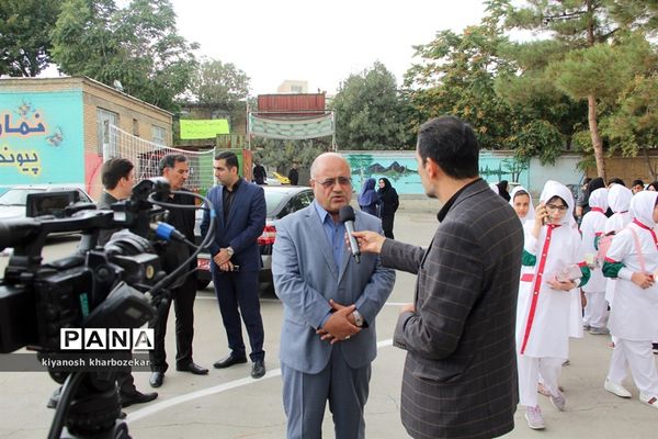 آیین نمادین نواختن  زنگ شکوفه‌ها در ارومیه