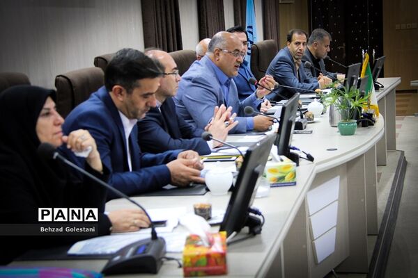 نشست خبری مدیرکل آموزش و پرورش آذربایجان غربی با اصحاب رسانه