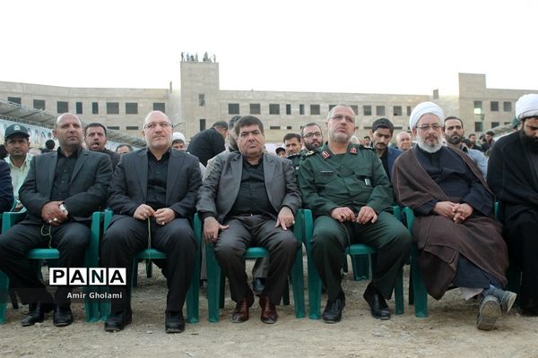 افتتاحیه نمایشگاه هفته دفاع مقدس در چهاردانگه