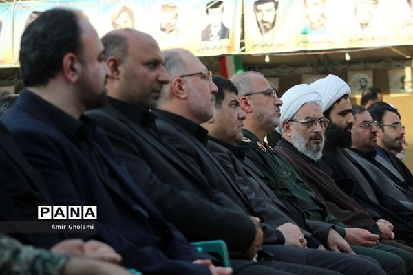 افتتاحیه نمایشگاه هفته دفاع مقدس در چهاردانگه