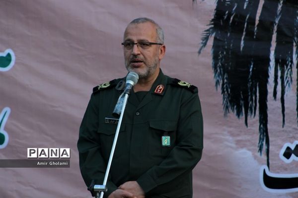 افتتاحیه نمایشگاه هفته دفاع مقدس در چهاردانگه