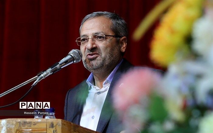 معاون پرورشی آموزش و پرورش: تغییر نگرش به فضای تعلیم و تربیت جز با کمک دانش‌آموزان میسر نمی‌شود