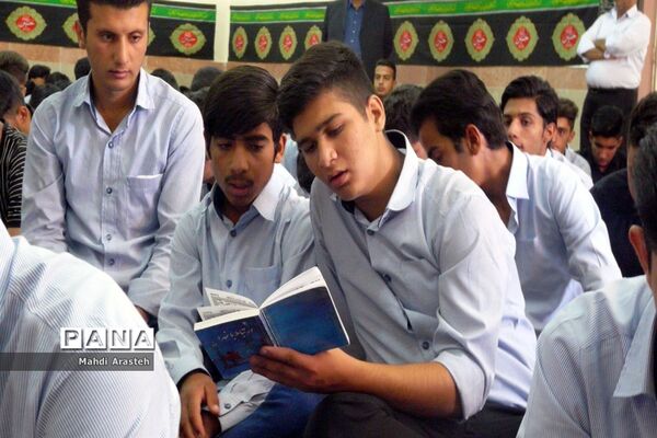 زیارت عاشورا و عزاداری امام حسین درهنرستان البرز