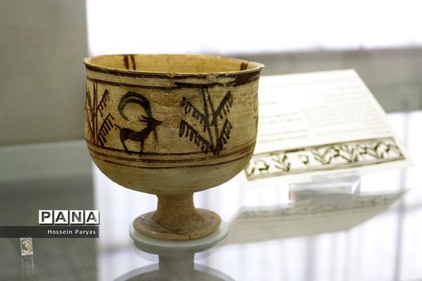 بازدید دانش آموزان از موزه ملی ایران