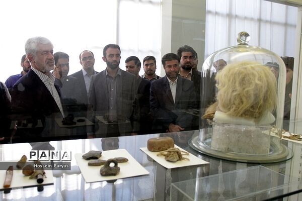 بازدید دانش آموزان از موزه ملی ایران