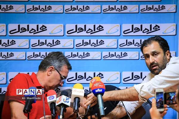نشست خبری داربی ۸۸