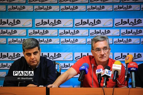 نشست خبری داربی ۸۸