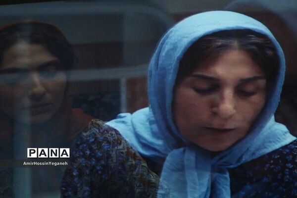 نمایش و نقد و بررسی فیلم اباجان در جزیره کیش