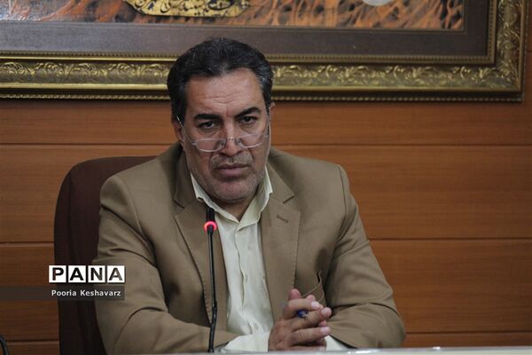 دیدار مدیرکل آموزش و پرورش فارس  با بانوان شاغل  این اداره