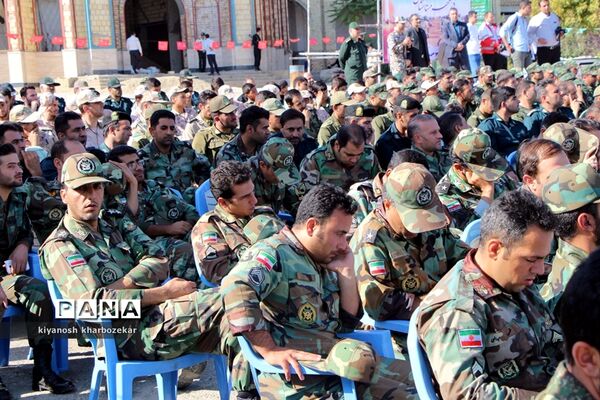 آیین غبار روبی مزار شهدا به مناسبت گرامیداشت هفته دفاع مقدس در ارومیه