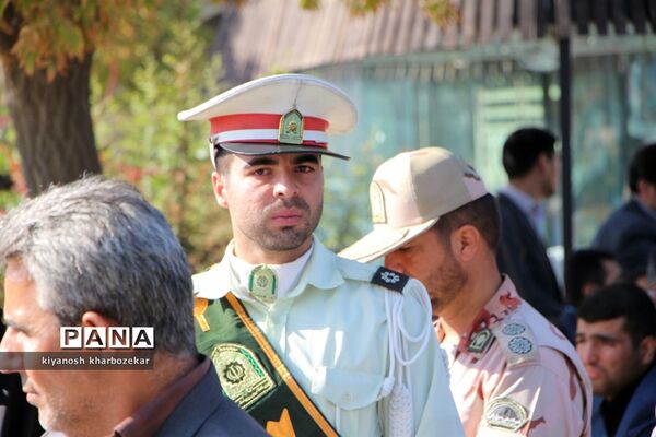 آیین غبار روبی مزار شهدا به مناسبت گرامیداشت هفته دفاع مقدس در ارومیه