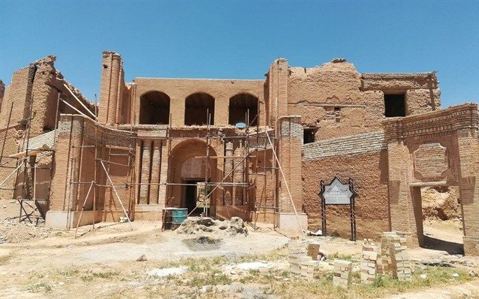 قلعه تاریخی 'رشیدالدوله دورباش' تکاب مرمت شد
