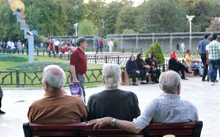 آغاز پرداخت وام ضروری بازنشستگان و وظیفه بگیران از امروز