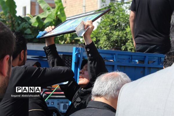 آیین تشییع پیکر آتش‌نشان شهید اسماعیل ابراهیمی