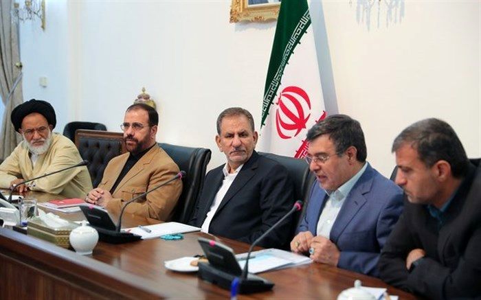 ترخیص کالا در بنادر استان هرمزگان نباید با کندی مواجه شود