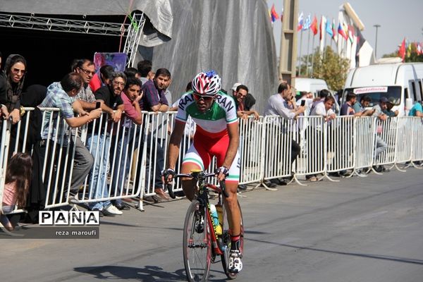 پایان دوره نخست  توردوچرخه سواری  ایران-آذربایجان در ارومیه