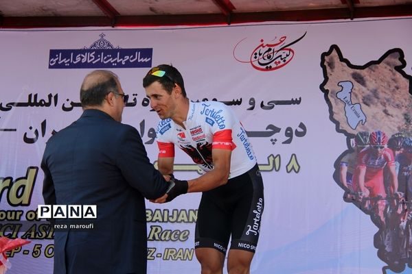 پایان دوره نخست  توردوچرخه سواری  ایران-آذربایجان در ارومیه