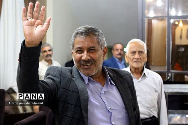 اولین نشست شورای دبیران دبیرستان پسرانه استعدادهای درخشان  شهید صدوقی دوره دوم ناحیه 2 یزد