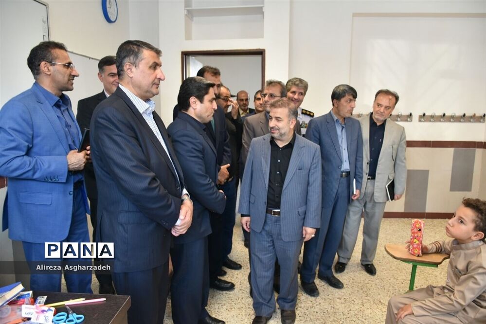 بازدید استاندار و مدیرکل آموزش‌وپرورش مازندران از مدارس بابلسر