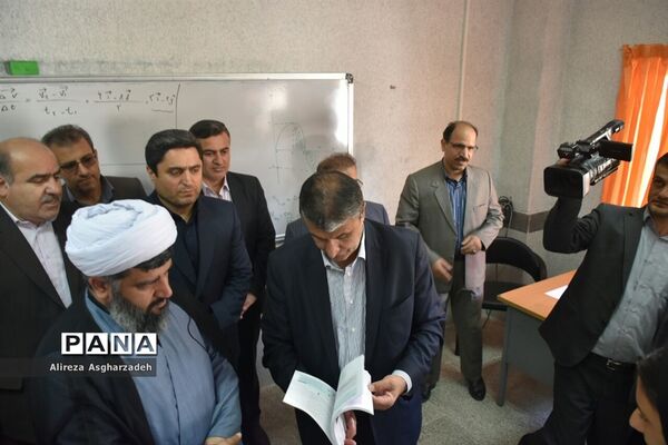 بازدید استاندار و مدیرکل آموزش‌وپرورش مازندران از مدارس بابلسر