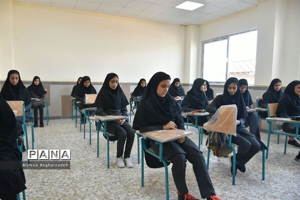 بازدید استاندار و مدیرکل آموزش‌وپرورش مازندران از مدارس بابلسر