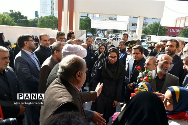 بازدید استاندار و مدیرکل آموزش‌وپرورش مازندران از مدارس بابلسر