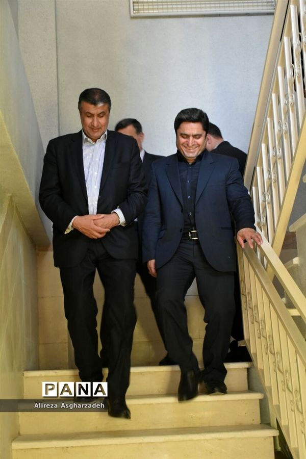 بازدید استاندار و مدیرکل آموزش‌وپرورش مازندران از مدارس بابلسر