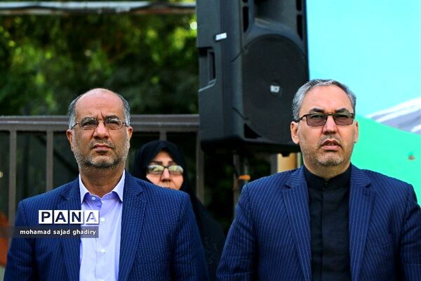 آغاز سال تحصیلی در دبیرستان هدف