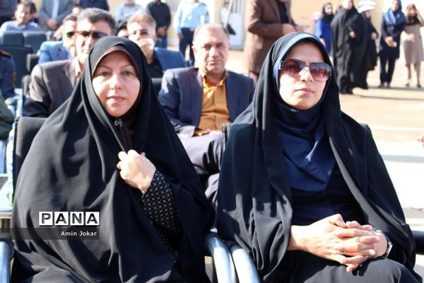 نواخته شدن زنگ آغاز سال تحصیلی در فارس