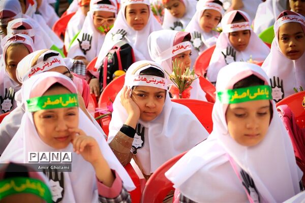 آیین گشایش دبستان امید آینده در چهاردانگه