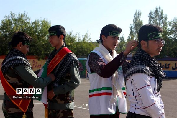 آیین آغاز سال تحصیلی جدید و  هفته دفاع مقدس در تبریز