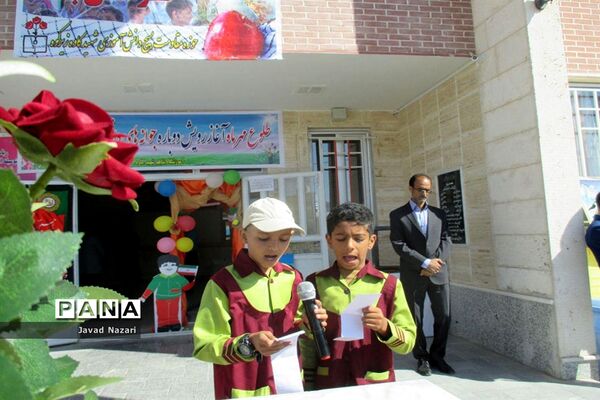 آغاز رسمی سال تحصیلی جدید مدارس زیرکوه با نواخته شدن زنگ مهر