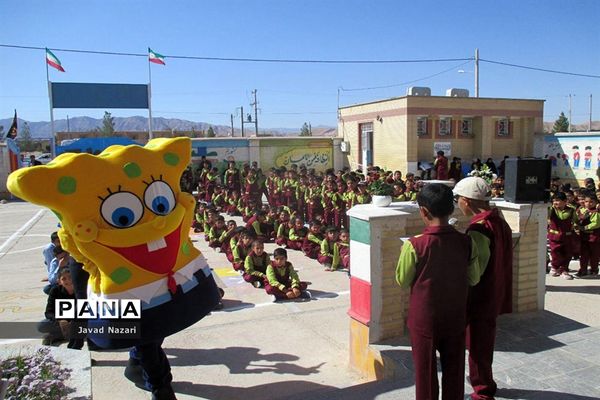 آغاز رسمی سال تحصیلی جدید مدارس زیرکوه با نواخته شدن زنگ مهر