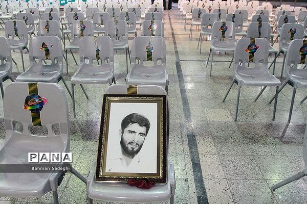 هشتمین مراسم زنگ دانش آموز شهید