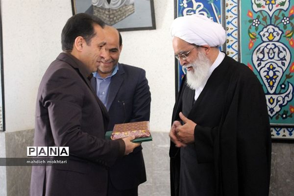 بانگ توحید در مدارس استان یزد