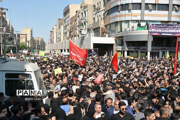 تشییع پیکر شهدای حادثه تروریستی اهواز